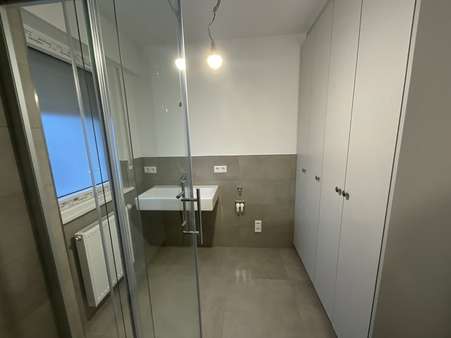 Badezimmer Badezimmer - Etagenwohnung in 64319 Pfungstadt mit 75m² mieten