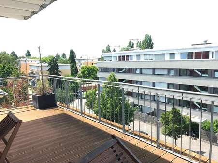Dachterrasse Dachterrasse - Dachgeschosswohnung in 64285 Darmstadt mit 85m² kaufen