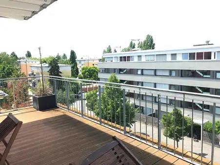 3-Zimmer Wohnung mit Penthouse-Charakter in zentraler Lage