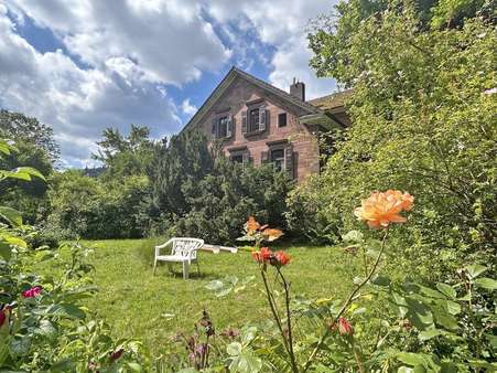 Mitten im Grünen - Einfamilienhaus in 64760 Oberzent mit 603m² kaufen