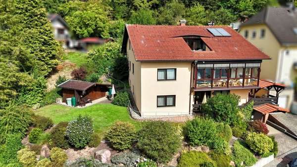 null - Zweifamilienhaus in 64747 Breuberg mit 295m² kaufen