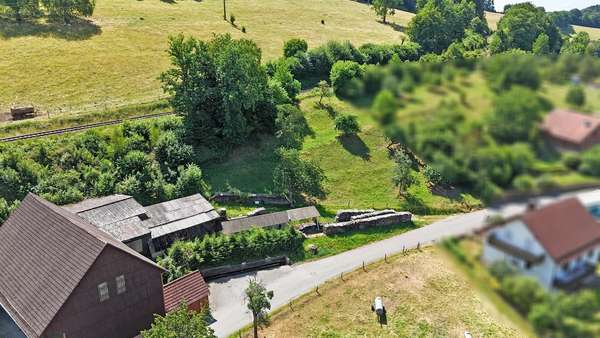 Grundstück neben dem Hof Grundstück neben dem Hof - Bauernhaus in 64711 Erbach mit 215m² kaufen