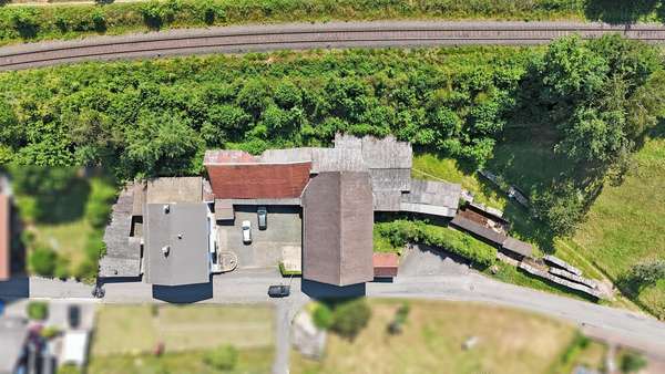 Vogelperspektive Vogelperspektive - Bauernhaus in 64711 Erbach mit 215m² kaufen