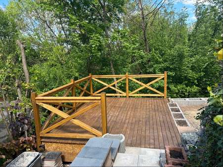 Sonniges Terrassendeck - Einfamilienhaus in 64711 Erbach mit 191m² kaufen