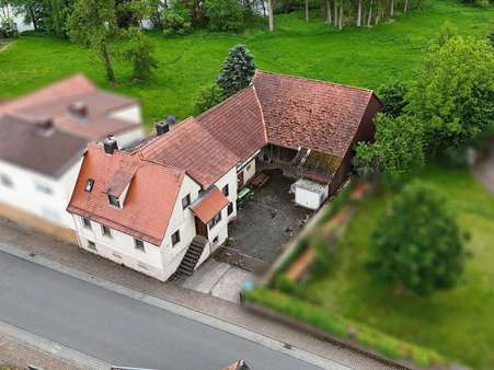 Titelbild Titelbild - Bauernhaus in 64720 Michelstadt mit 135m² kaufen
