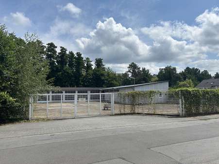 Straßenansicht - Grundstück in 64711 Erbach mit 2397m² kaufen