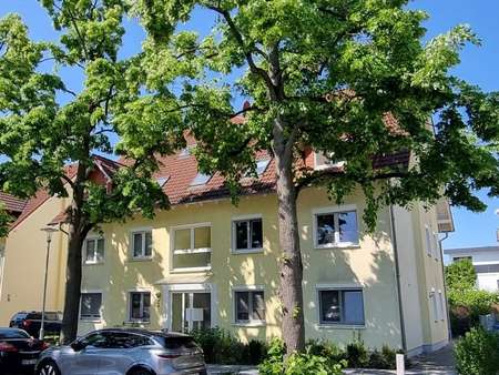 Vorderansicht - Erdgeschosswohnung in 64347 Griesheim mit 148m² kaufen
