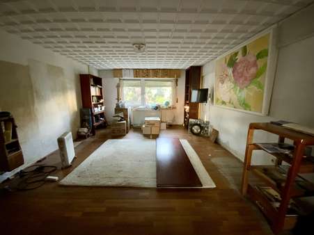 Wohnzimmer - Einfamilienhaus in 64546 Mörfelden-Walldorf mit 106m² kaufen