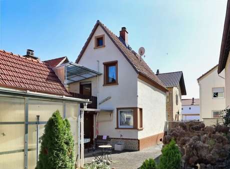 Außenansicht - Einfamilienhaus in 64569 Nauheim mit 79m² kaufen
