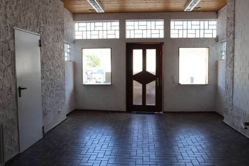 Diele EG - Einfamilienhaus in 67550 Worms mit 286m² kaufen