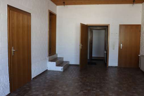 Hauseingangsbereich Diele - Einfamilienhaus in 67550 Worms mit 286m² kaufen