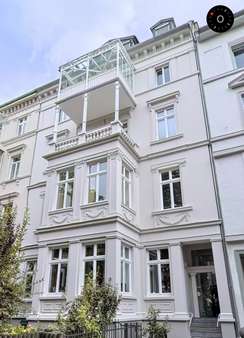 Außenansicht - Dachgeschosswohnung in 65185 Wiesbaden mit 93m² kaufen