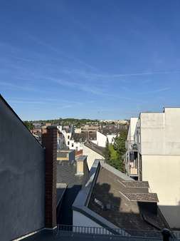 Ausblick Dachterrasse - Dachgeschosswohnung in 65185 Wiesbaden mit 93m² kaufen
