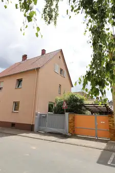 *** Vermietete kleine 






























Doppelhaushälfte ***
in Lauflage zur Innenstadt