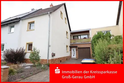*** Doppelhaushälfte Nähe Ostpark ***
 sofort frei