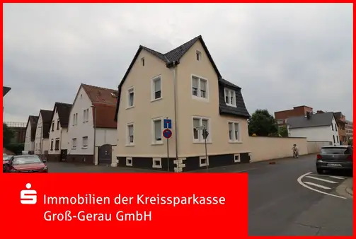 *** Einfamilienhaus mit Garten ***