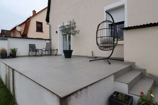 Terrasse - Einfamilienhaus in 65428 Rüsselsheim mit 129m² kaufen