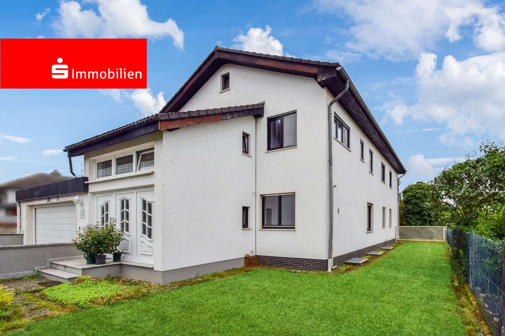 Straßenansicht - Zweifamilienhaus in 64839 Münster mit 280m² kaufen