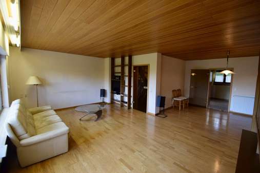 Wohn-/ Esszimmer Wohn-/ Esszimmer - Einfamilienhaus in 64380 Roßdorf mit 114m² kaufen