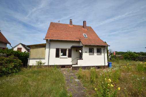 Straßenansicht - Einfamilienhaus in 64832 Babenhausen mit 87m² kaufen