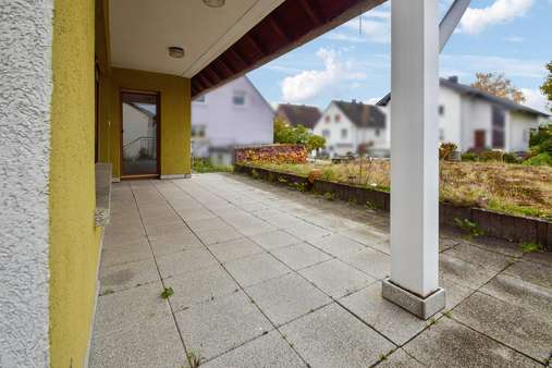 Terrasse - Einfamilienhaus in 64823 Groß-Umstadt mit 184m² kaufen