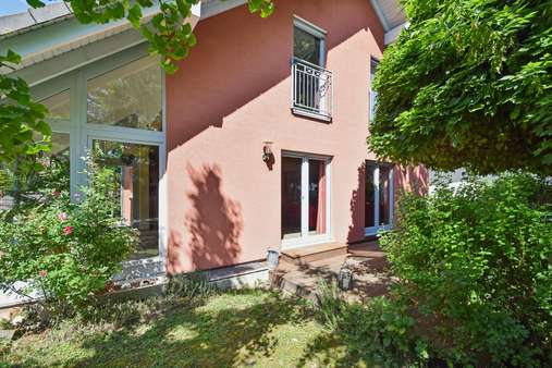 Gartenansicht - Einfamilienhaus in 64354 Reinheim mit 148m² kaufen