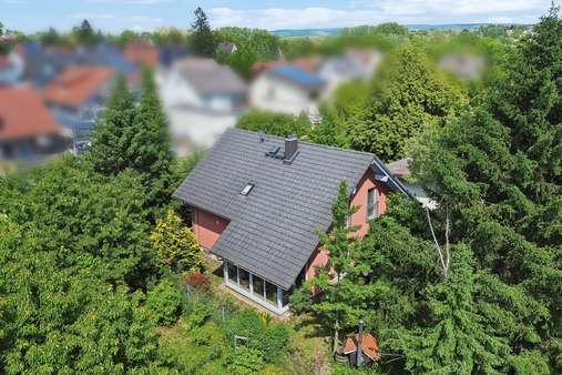 Luftbild - Gartenansicht - Einfamilienhaus in 64354 Reinheim mit 148m² kaufen