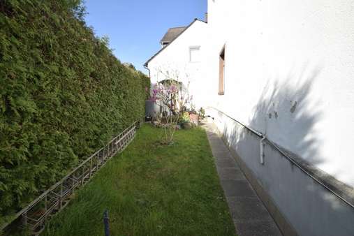 Zugang zum Appartment - Erdgeschosswohnung in 64807 Dieburg mit 108m² kaufen