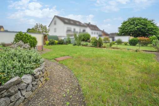 Garten - Bungalow in 64859 Eppertshausen mit 107m² kaufen