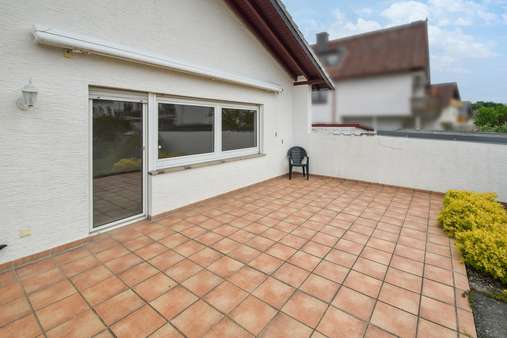 Terrasse - Bungalow in 64859 Eppertshausen mit 107m² kaufen