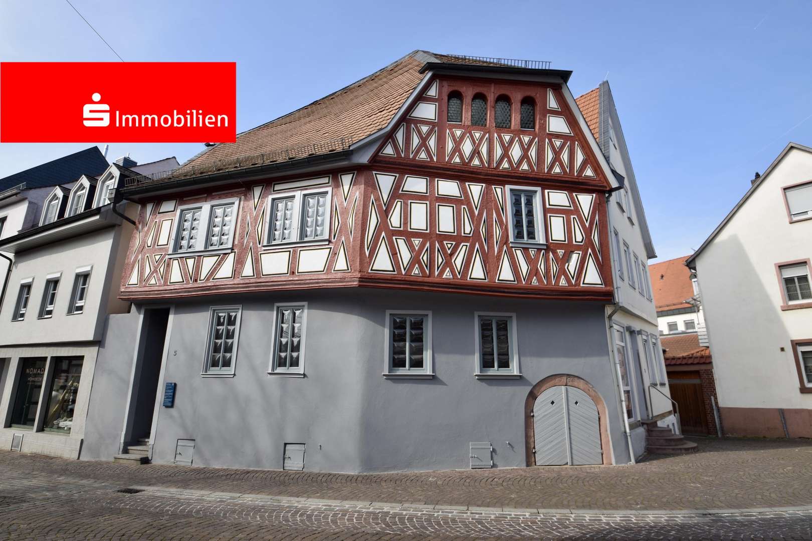 Frontansicht - Einfamilienhaus in 64807 Dieburg mit 120m² kaufen