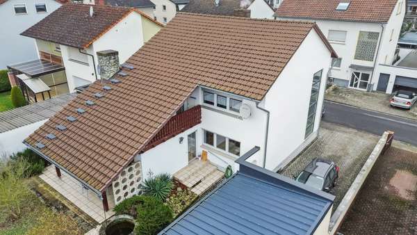 Ansicht - Zweifamilienhaus in 63110 Rodgau mit 163m² kaufen
