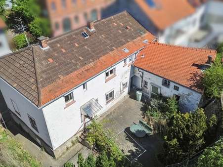 Hofansicht (Luftbild) - Einfamilienhaus in 64823 Groß-Umstadt mit 138m² kaufen
