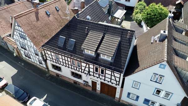 Vorderansicht - Mehrfamilienhaus in 64850 Schaafheim mit 268m² kaufen