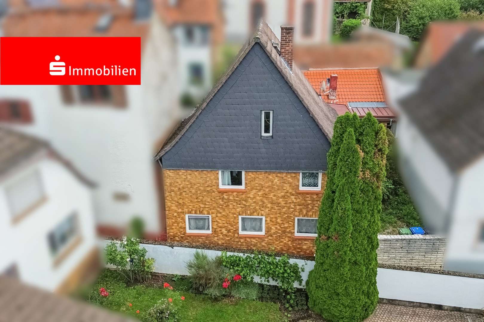 Straßansicht (Luftbild) Straßansicht (Luftbild) - Einfamilienhaus in 64823 Groß-Umstadt mit 108m² kaufen