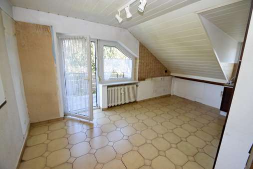 Wohnküche Bild 1 - Dachgeschosswohnung in 64380 Roßdorf mit 72m² kaufen
