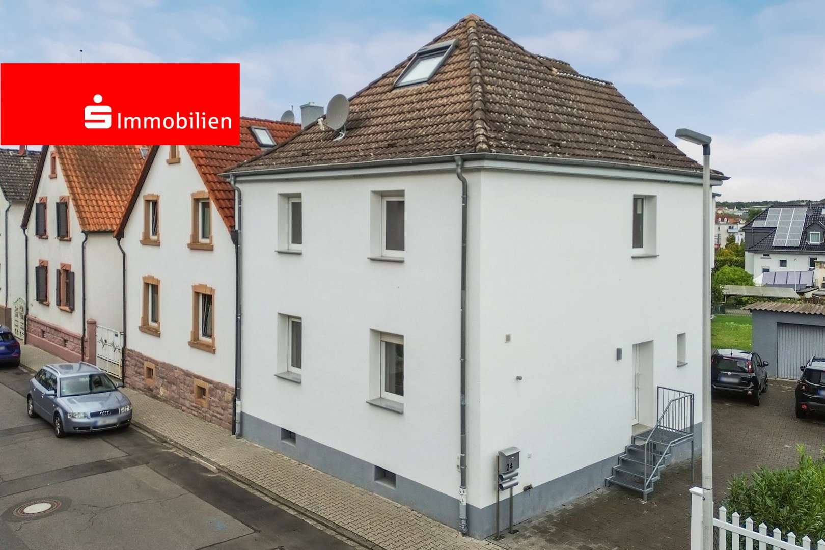 Straßenansicht Straßenansicht - Zweifamilienhaus in 63322 Rödermark mit 206m² kaufen