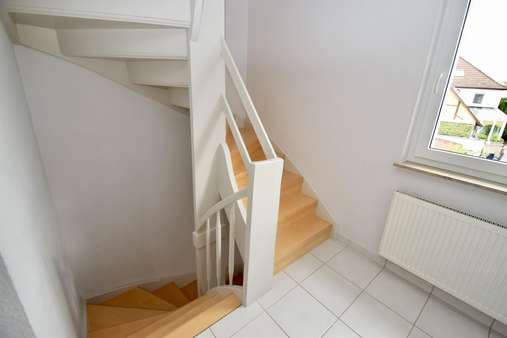 Treppenhaus Treppenhaus - Zweifamilienhaus in 63322 Rödermark mit 206m² kaufen