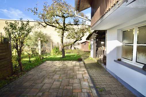 Terrassenansicht Terrassenansicht - Zweifamilienhaus in 64807 Dieburg mit 87m² kaufen