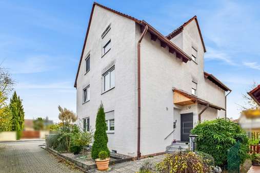 Straßenansicht Straßenansicht - Doppelhaushälfte in 64823 Groß-Umstadt mit 171m² kaufen