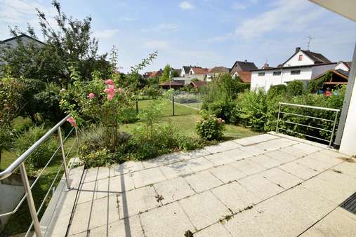 Terrasse Terrasse - Einfamilienhaus in 64380 Roßdorf mit 114m² kaufen