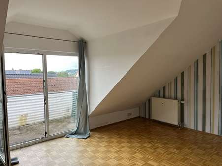 Zimmer - Maisonette-Wohnung in 65582 Diez mit 106m² kaufen