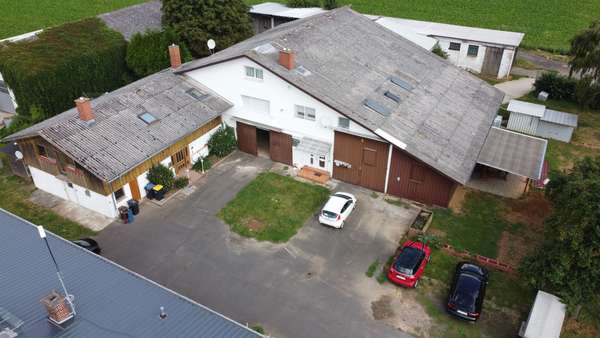 Stall und Nebengebäude Stall und Nebengebäude - Landwirtschaftlicher Betrieb in 61200 Wölfersheim mit 460m² kaufen