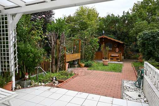 Gartenansicht Gartenansicht - Reihenmittelhaus in 65239 Hochheim mit 115m² kaufen