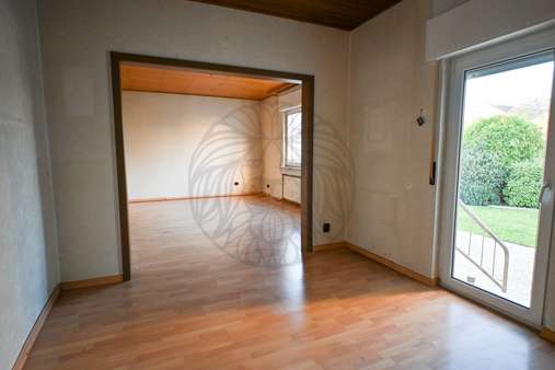 Wohnen - Einfamilienhaus in 65462 Ginsheim-Gustavsburg mit 134m² kaufen