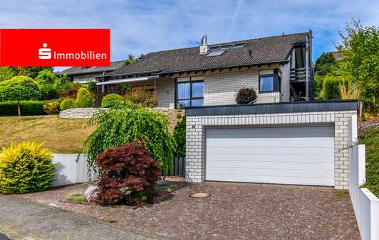 Ansicht Straßenseite - Einfamilienhaus in 35781 Weilburg mit 190m² kaufen