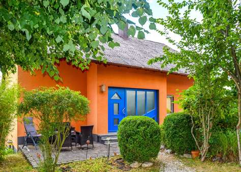 Frontansicht - Einfamilienhaus in 56379 Horhausen mit 245m² kaufen