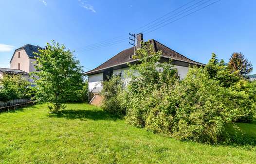 Rückansicht Rückansicht - Einfamilienhaus in 65599 Dornburg mit 130m² kaufen
