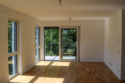 Wohnzimmer - Etagenwohnung in 65549 Limburg mit 80m² als Kapitalanlage kaufen