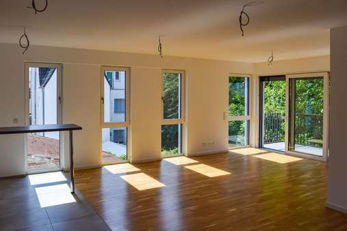 Wohnzimmer - Etagenwohnung in 65549 Limburg mit 80m² als Kapitalanlage kaufen